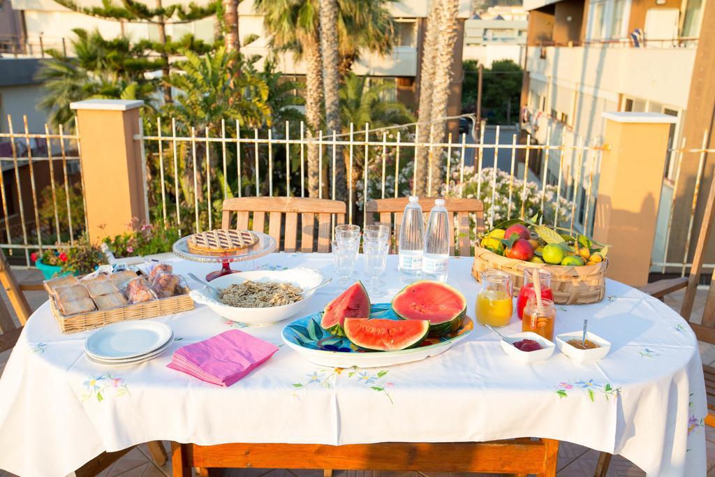 B&B Olas Del Mar Чефалу Экстерьер фото